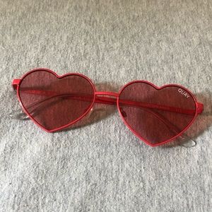 QUAY Heart Shapped Glasses